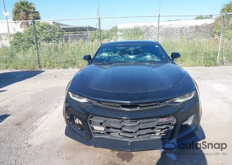 2018 Chevrolet Camaro 1Lt z USA, uszkodzony, nr VIN 1G1FB1RX7J0122214